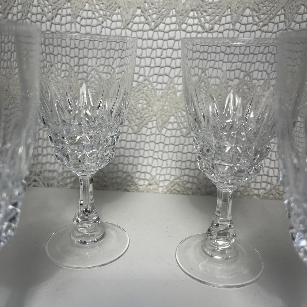 6 Vintage Cristal d' Arques "Pompadour" Wine Glasses, French Bistro Stemware 6" - Picture 4 of 8